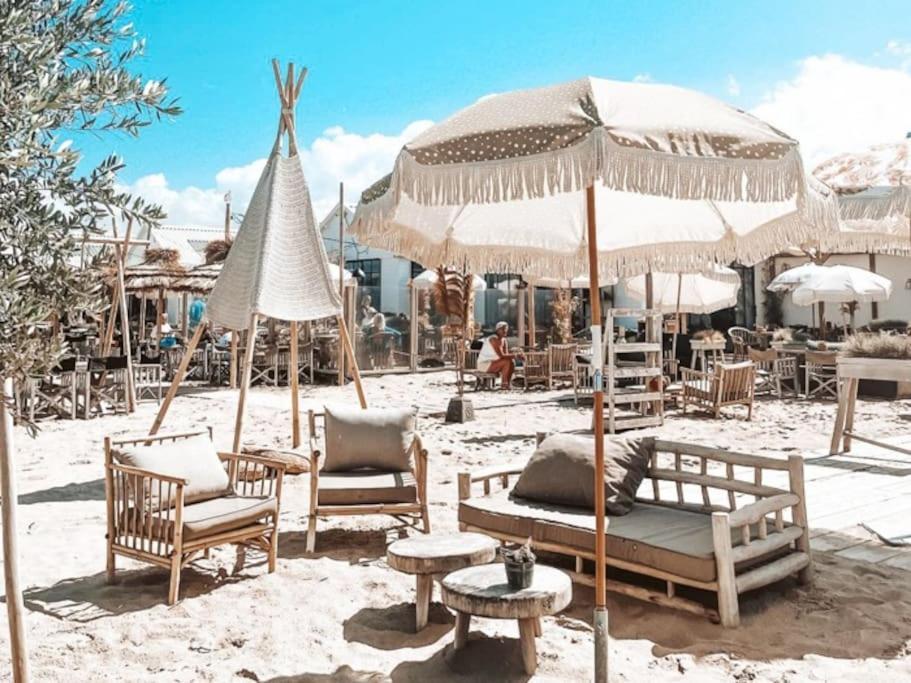Ithaka Beach House, Unieke Plek Met Vrij Parkeren! Noordwijk Bagian luar foto